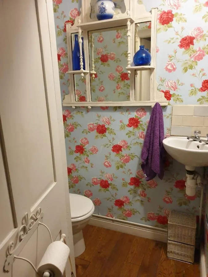 Bed & Breakfast Judy'S B&B Private Home Cardiff