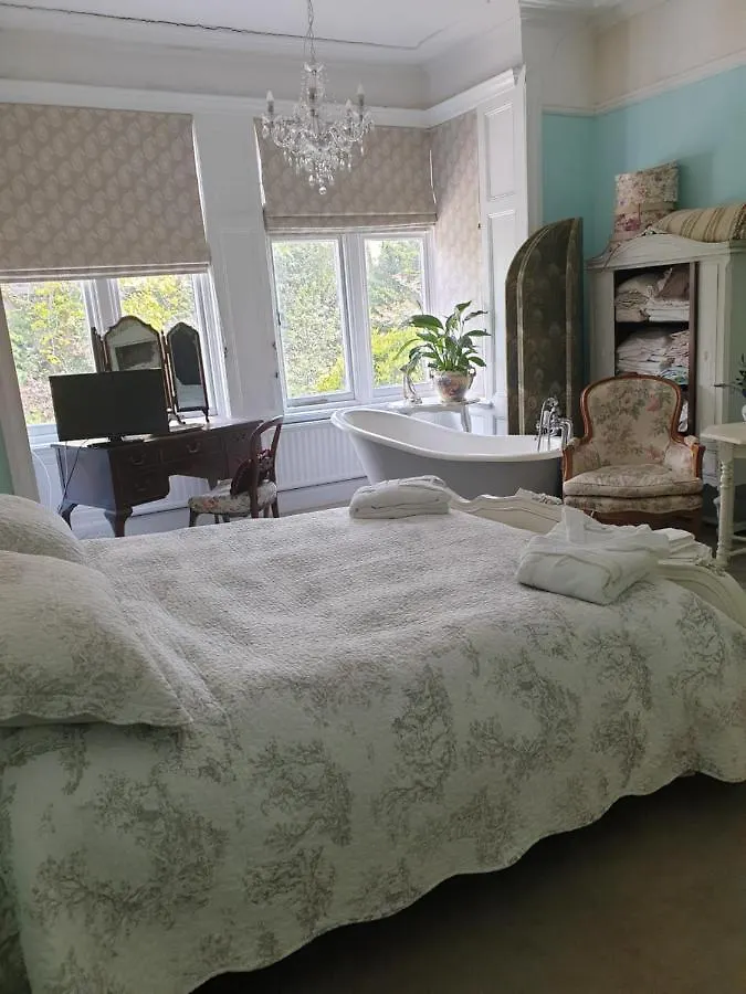 Judy'S B&B Private Home Cardiff